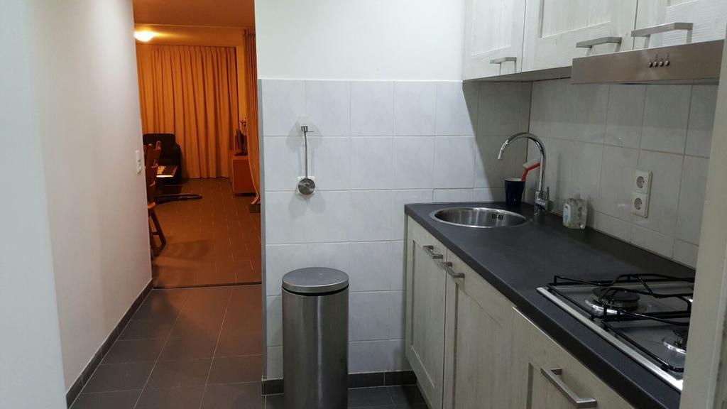 تيلبورغ Apartment + Studios Insulinde الغرفة الصورة
